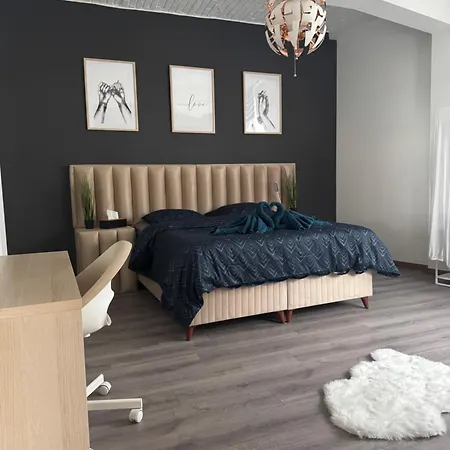 Apartment Magnum