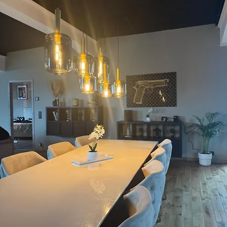 Magnum Apartment
